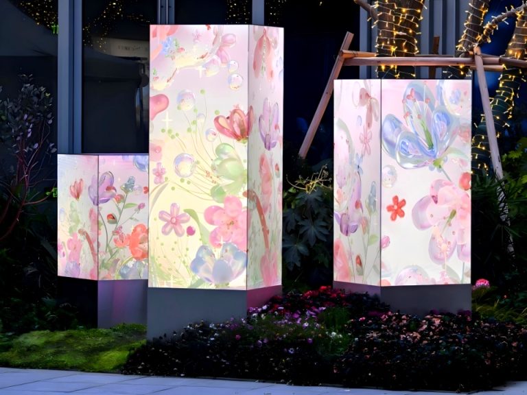 How to Balance Aesthetics and Practicality in Creative LED Displays?